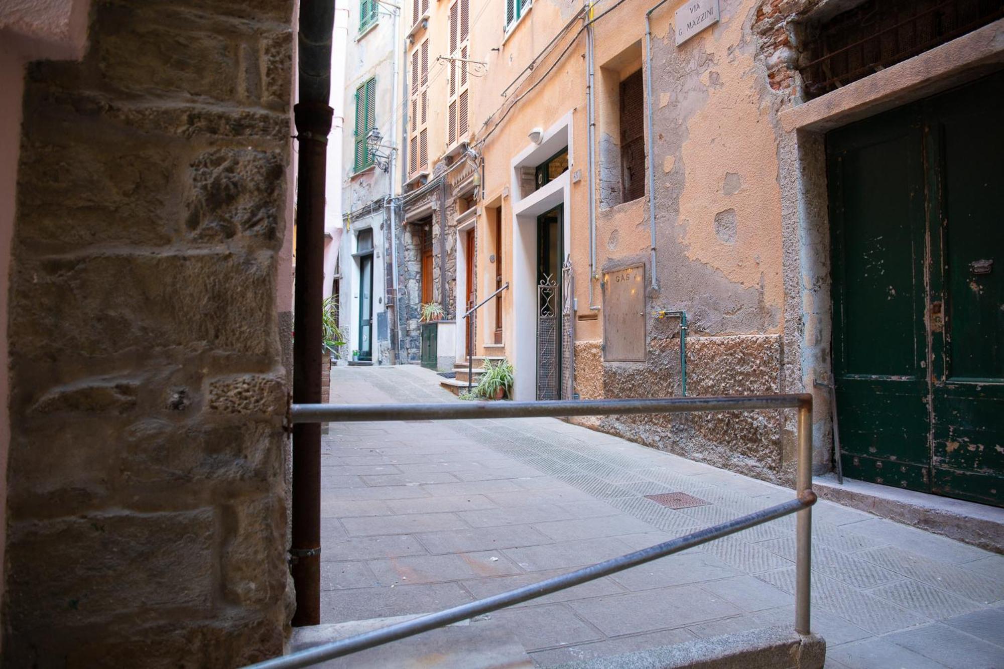 The Vernazza Main Plaza - Rooms & Suites Dış mekan fotoğraf