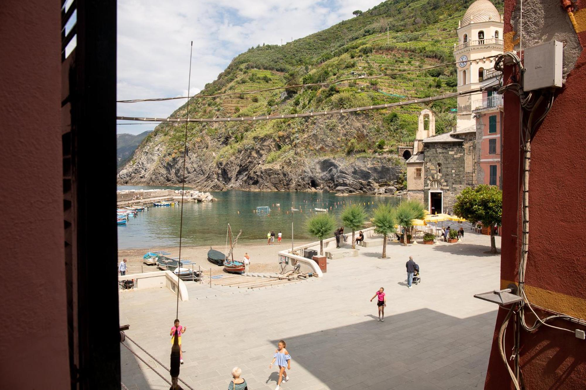 The Vernazza Main Plaza - Rooms & Suites Dış mekan fotoğraf